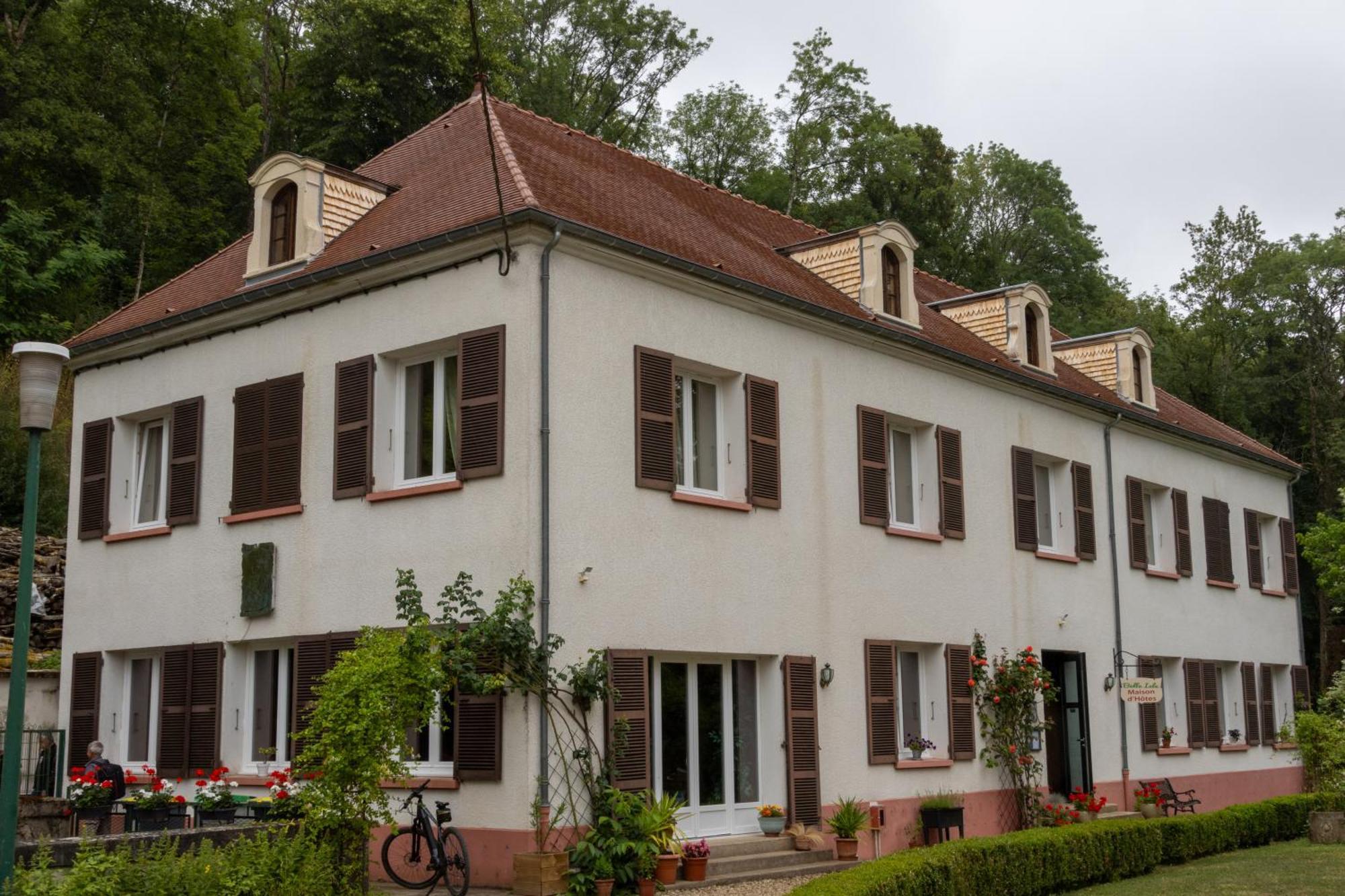 Moulin De Belle Isle Acomodação com café da manhã Bèze Exterior foto